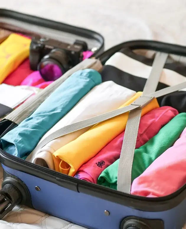 Clothes suitcase